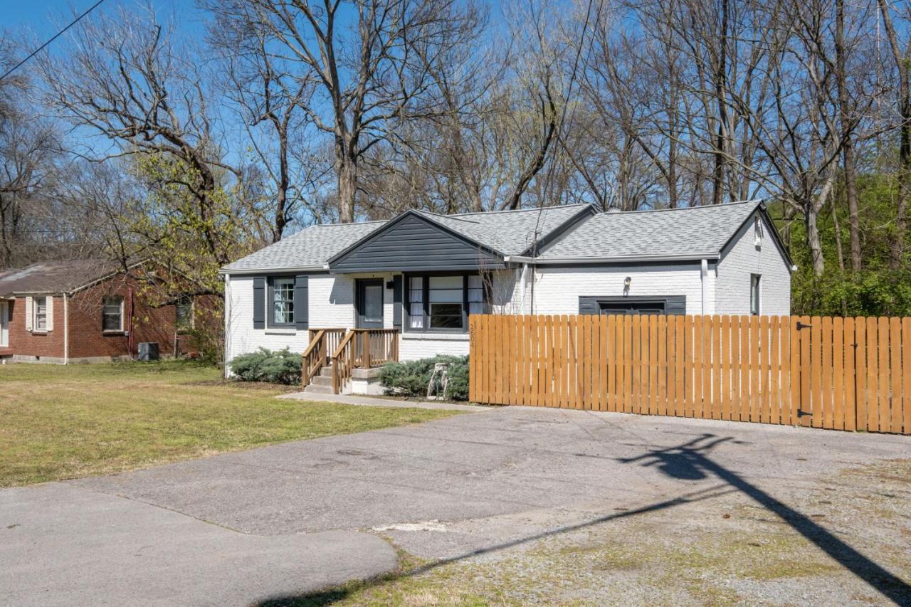 The Titan - Pet-Friendly Bungalow Nashville Exterior foto