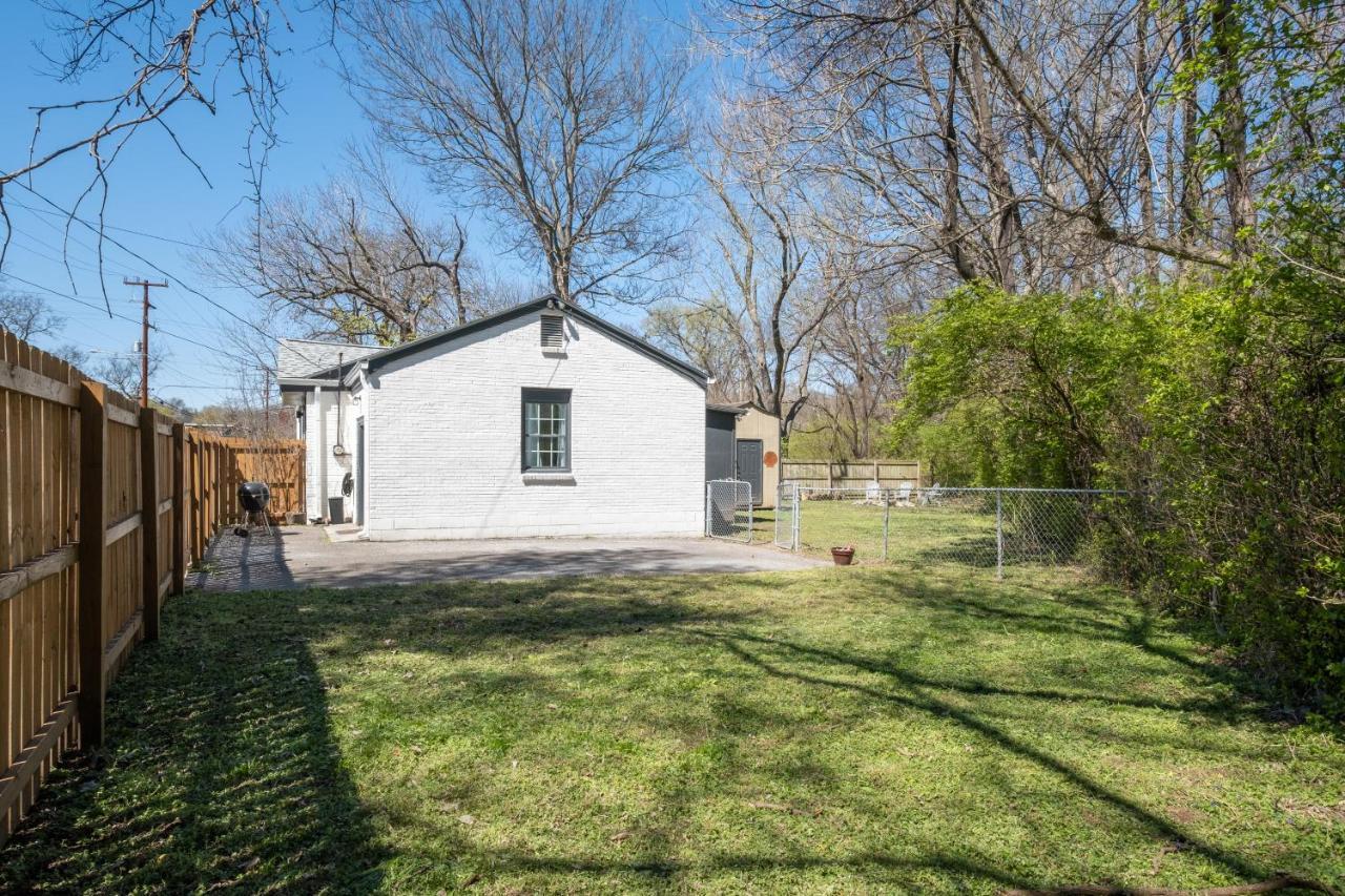 The Titan - Pet-Friendly Bungalow Nashville Exterior foto
